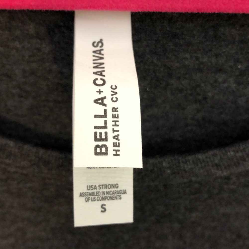 Bella Canvas Charcoal Tee with Fox Design - Picture 3 of 4